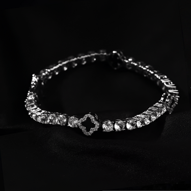 צמיד טניס תלתן